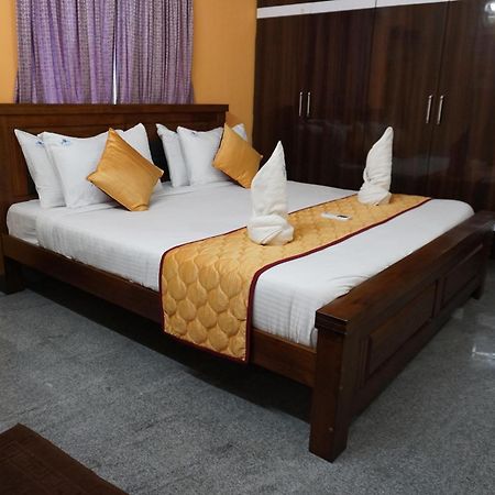 Tirumala Premium Home Stay 蒂鲁帕蒂 外观 照片
