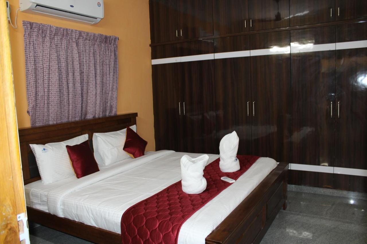 Tirumala Premium Home Stay 蒂鲁帕蒂 外观 照片