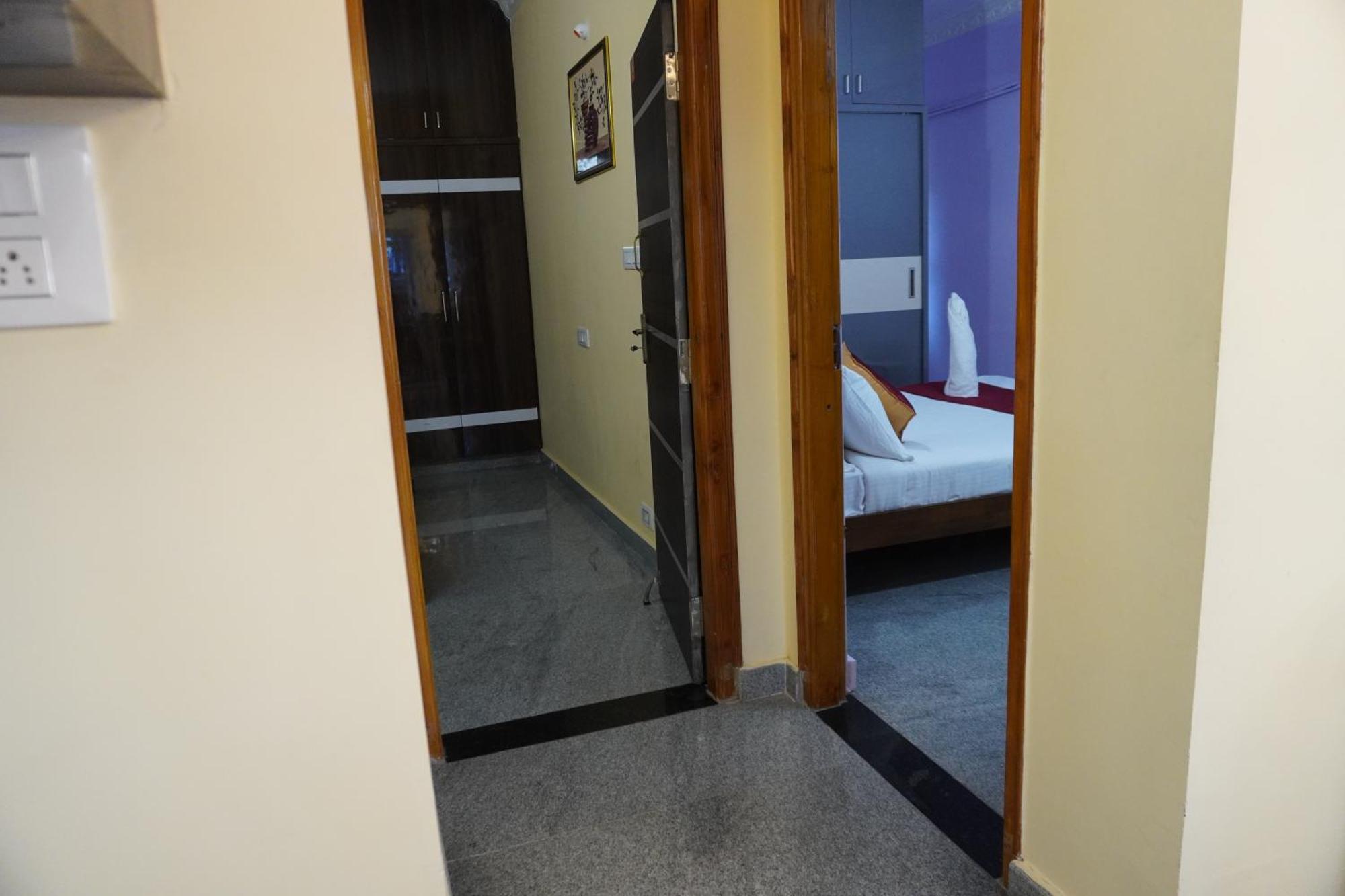 Tirumala Premium Home Stay 蒂鲁帕蒂 外观 照片
