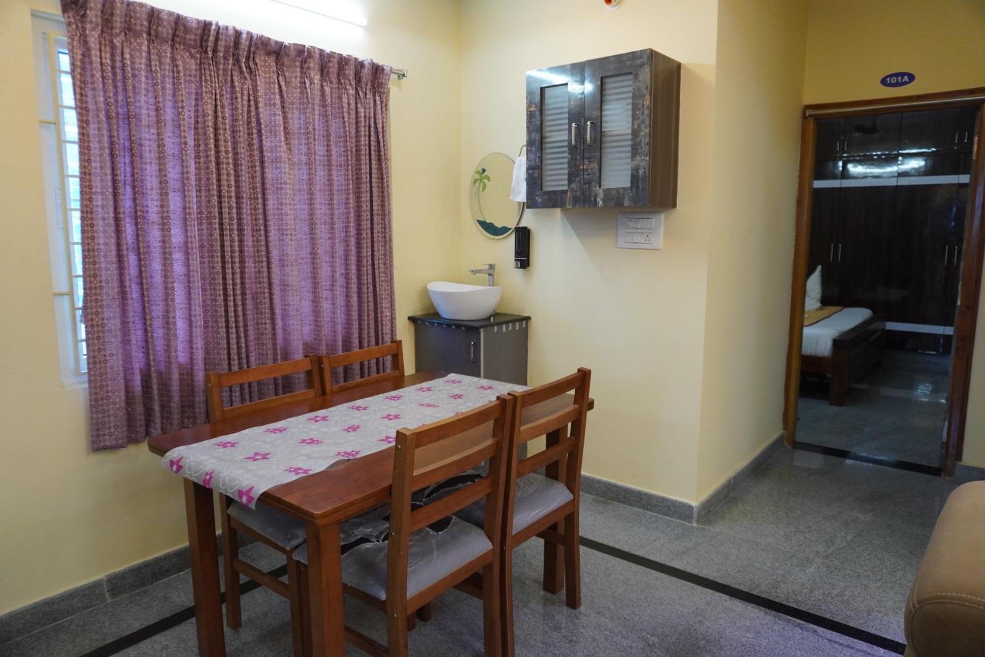Tirumala Premium Home Stay 蒂鲁帕蒂 外观 照片