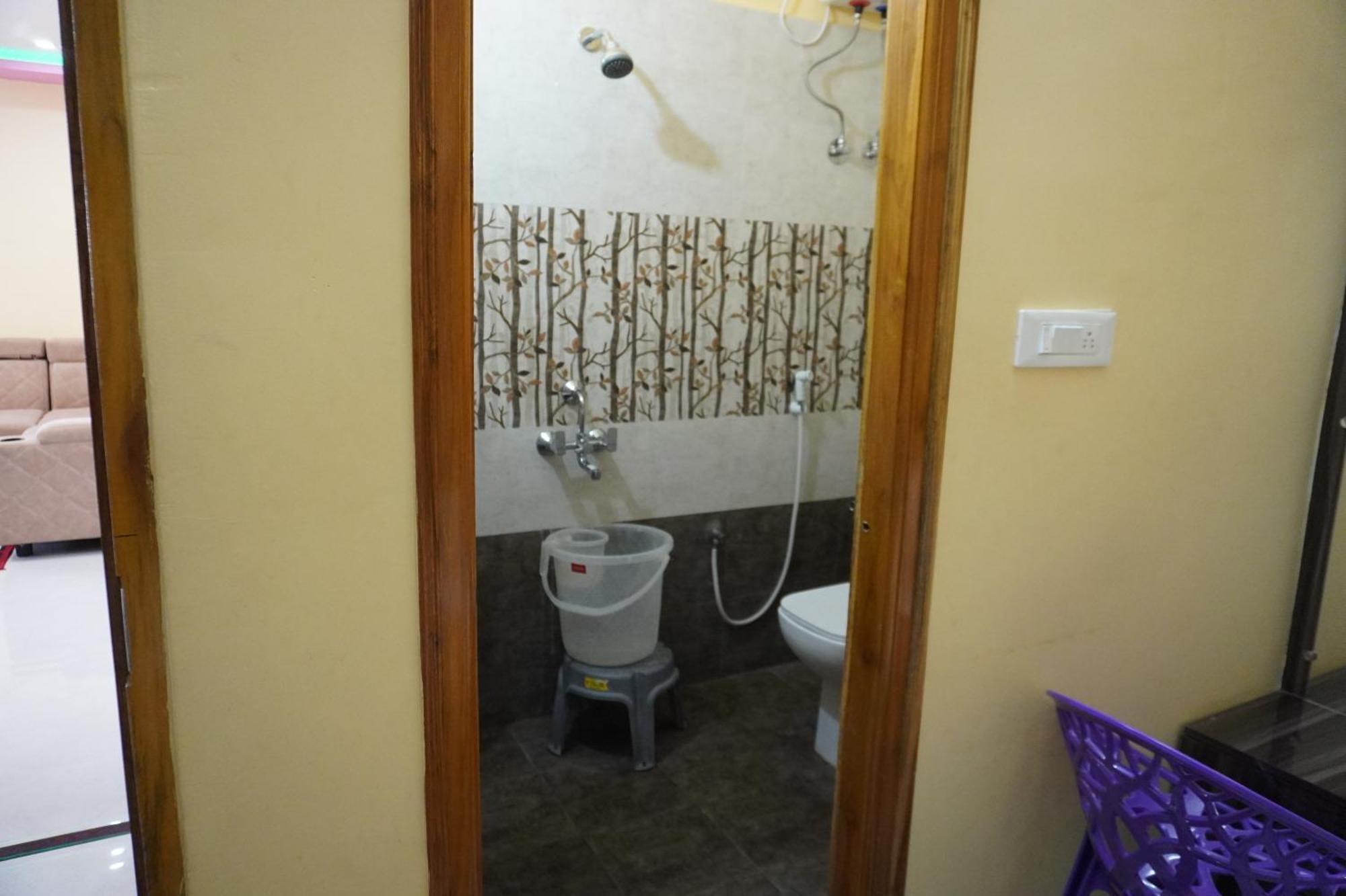 Tirumala Premium Home Stay 蒂鲁帕蒂 外观 照片